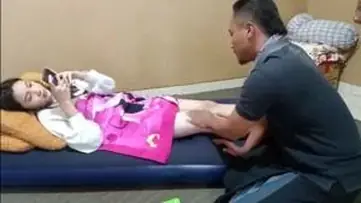 Ukhti Hijab Mahasiswi Cantik Pasrah Posisi Doggy poster